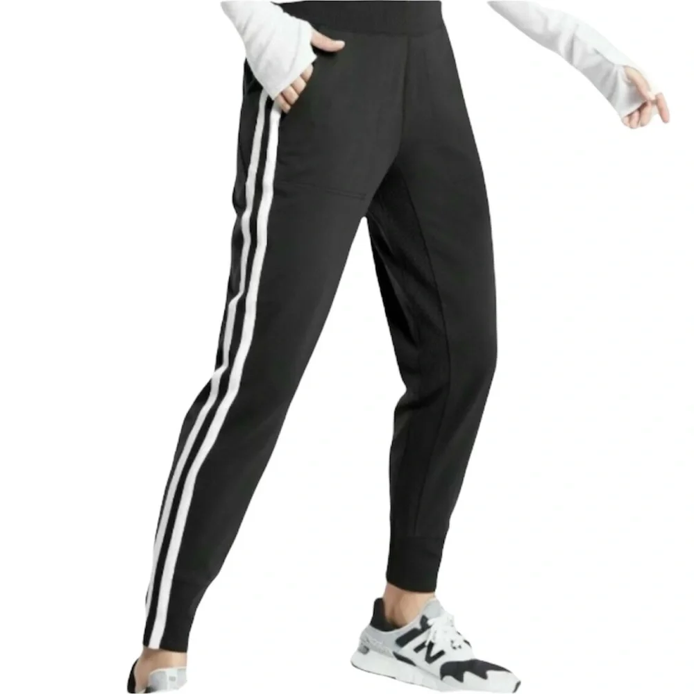 ATHLETA Venus Side Stripe Jogger Pants - EUC, Small, Black and White